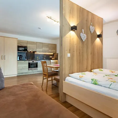 Farm stay Biobauernhof Aslgut *