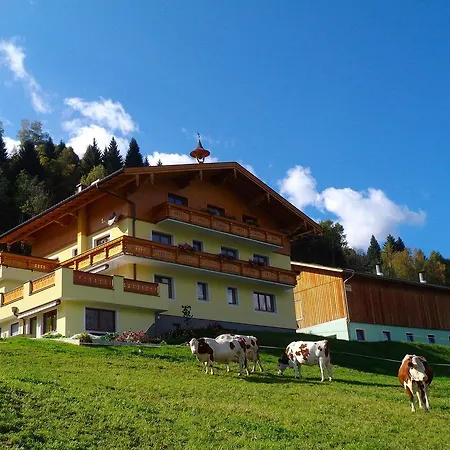 Farm stay Biobauernhof Aslgut *